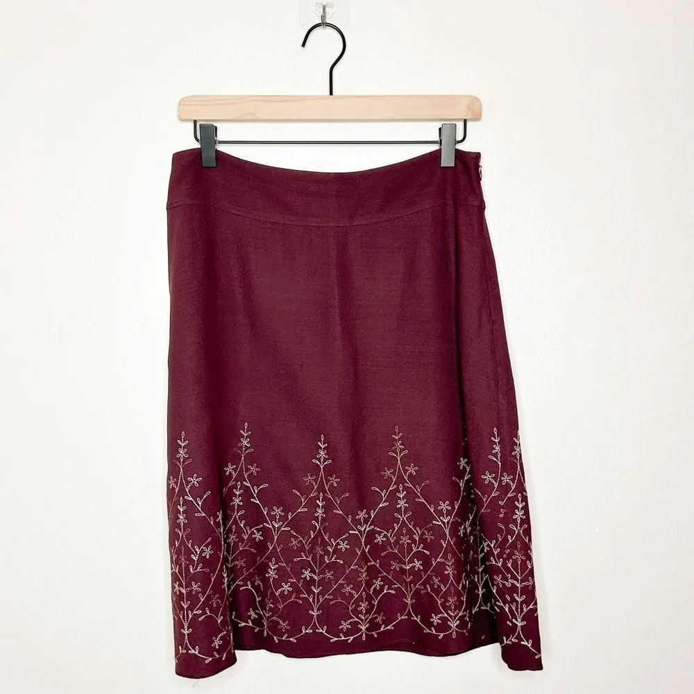 Ann Taylor Burgundy Purple‎ Floral Embroidered Silk Wool Blend Knee Length Skirt